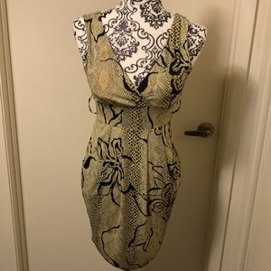 Brown’ and black dress